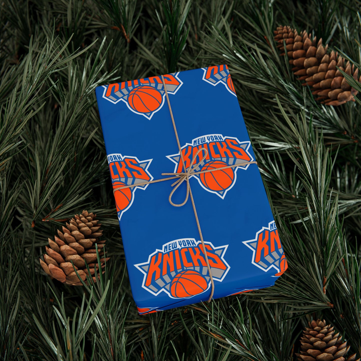 New York Knicks NBA Holiday Gift Wrapping Paper