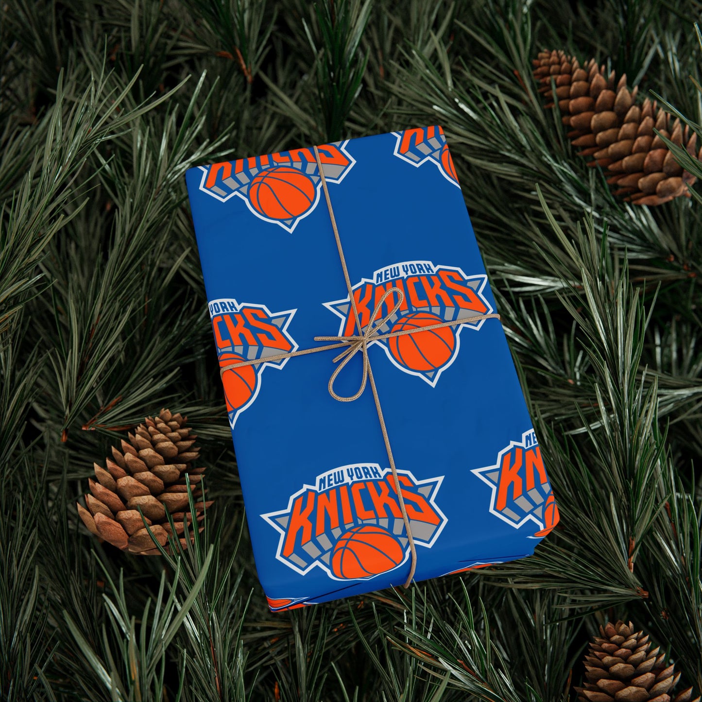 New York Knicks NBA Holiday Gift Wrapping Paper