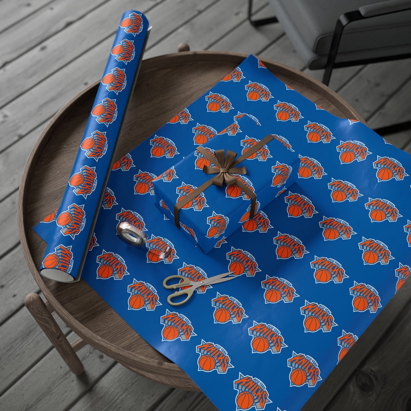 New York Knicks NBA Holiday Gift Wrapping Paper